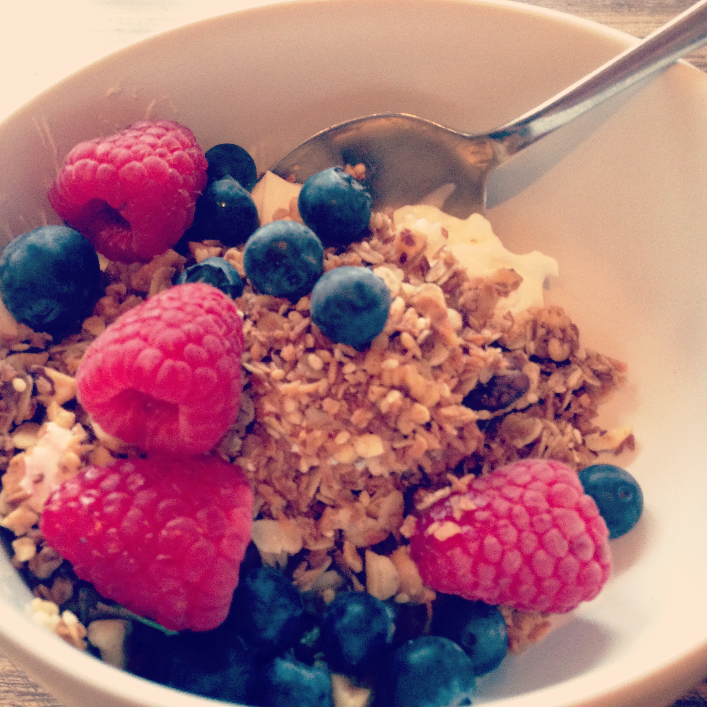 Coco nutty granola